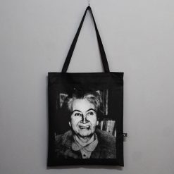 Gabriela Mistral - Tote
