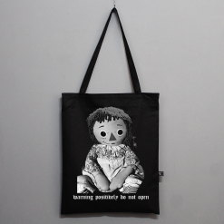 Annabelle - Tote